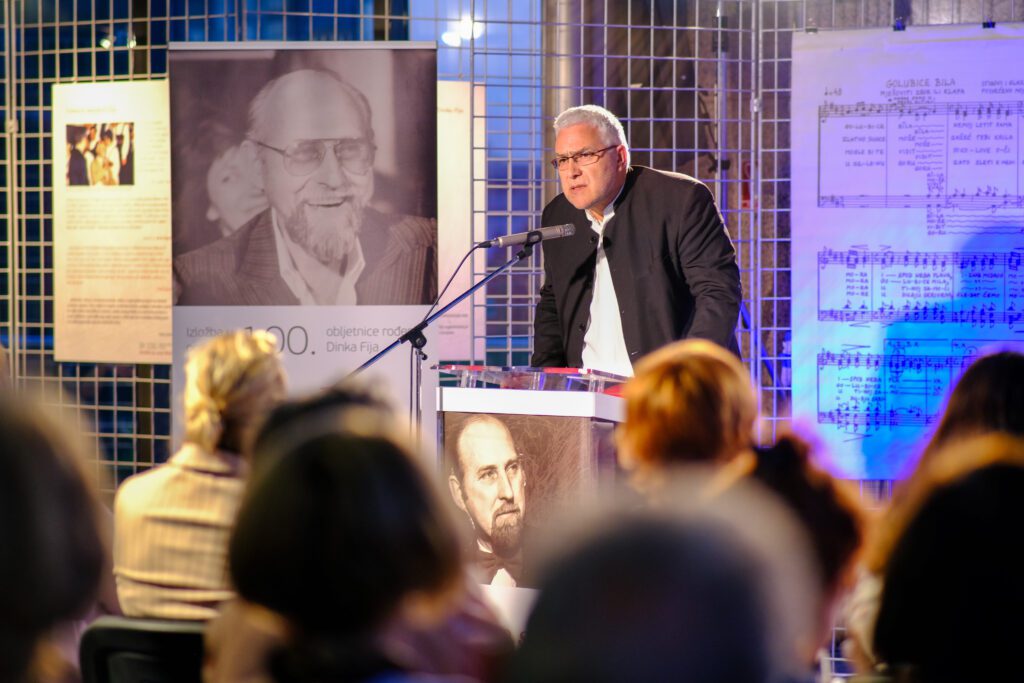 Longstanding collaborator of the Klapa Singing Festival in Omiš and klapa singing enthusiast Dr Marko Rogošić.