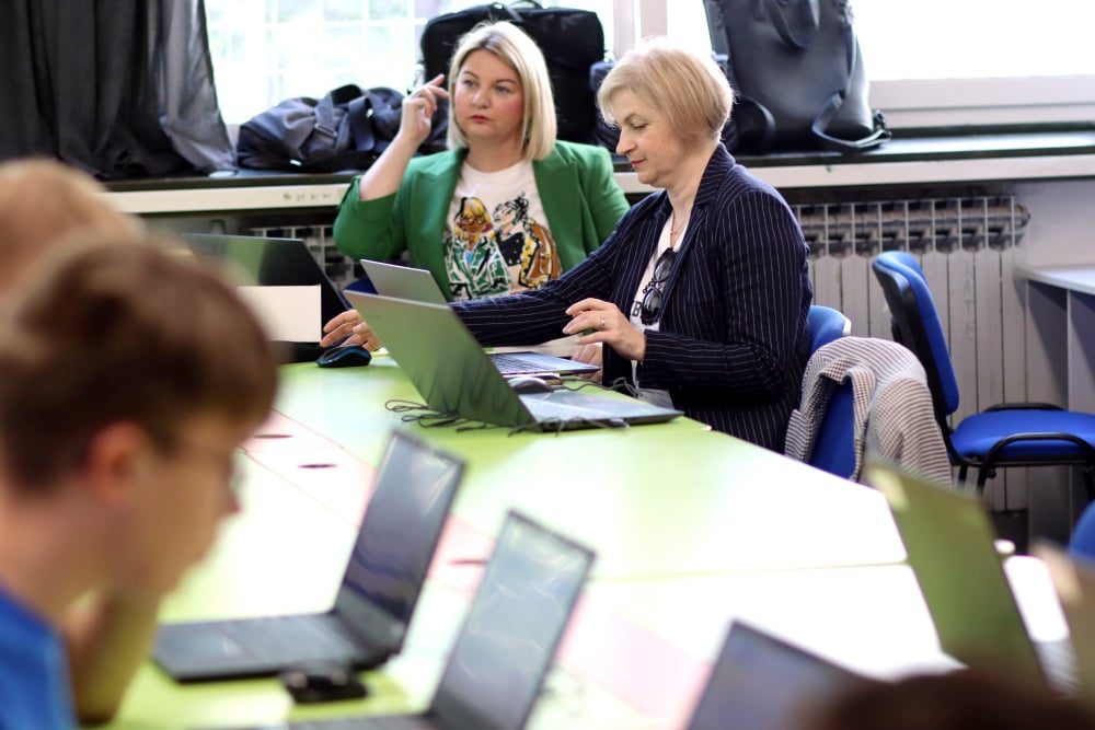 Ingeborg Rudomino i Karolina Holub, NSK