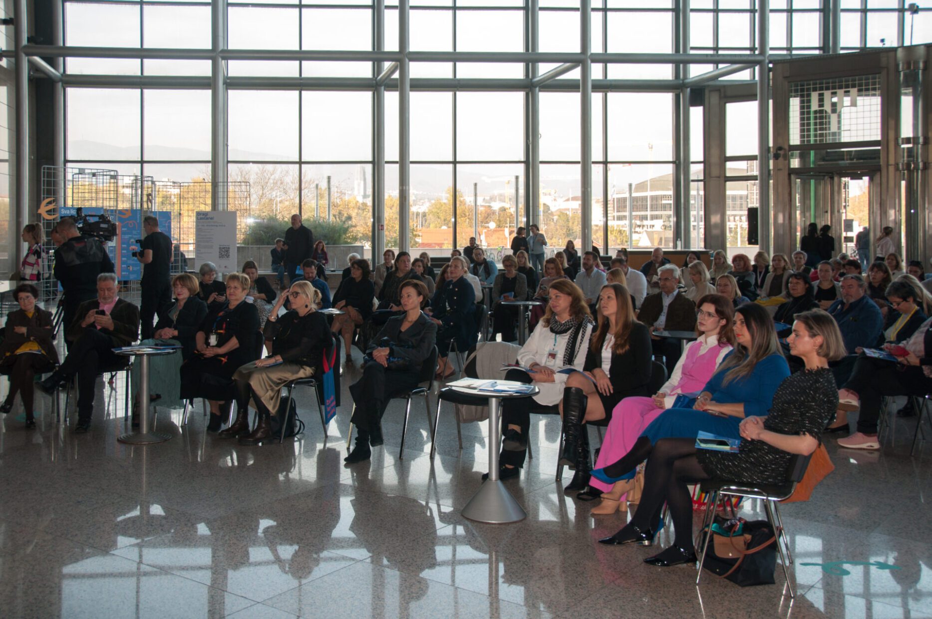 Otvorena izložba „Dragi Lastane!“ u NSK.