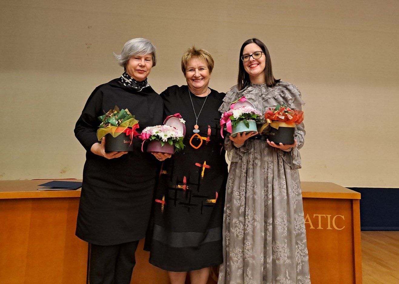 NSK professionals receive prestigious 2024 Croatian library awards NSK Director General Dr Stričević in the company of the winners of the 2024 highest Croatian library awards.