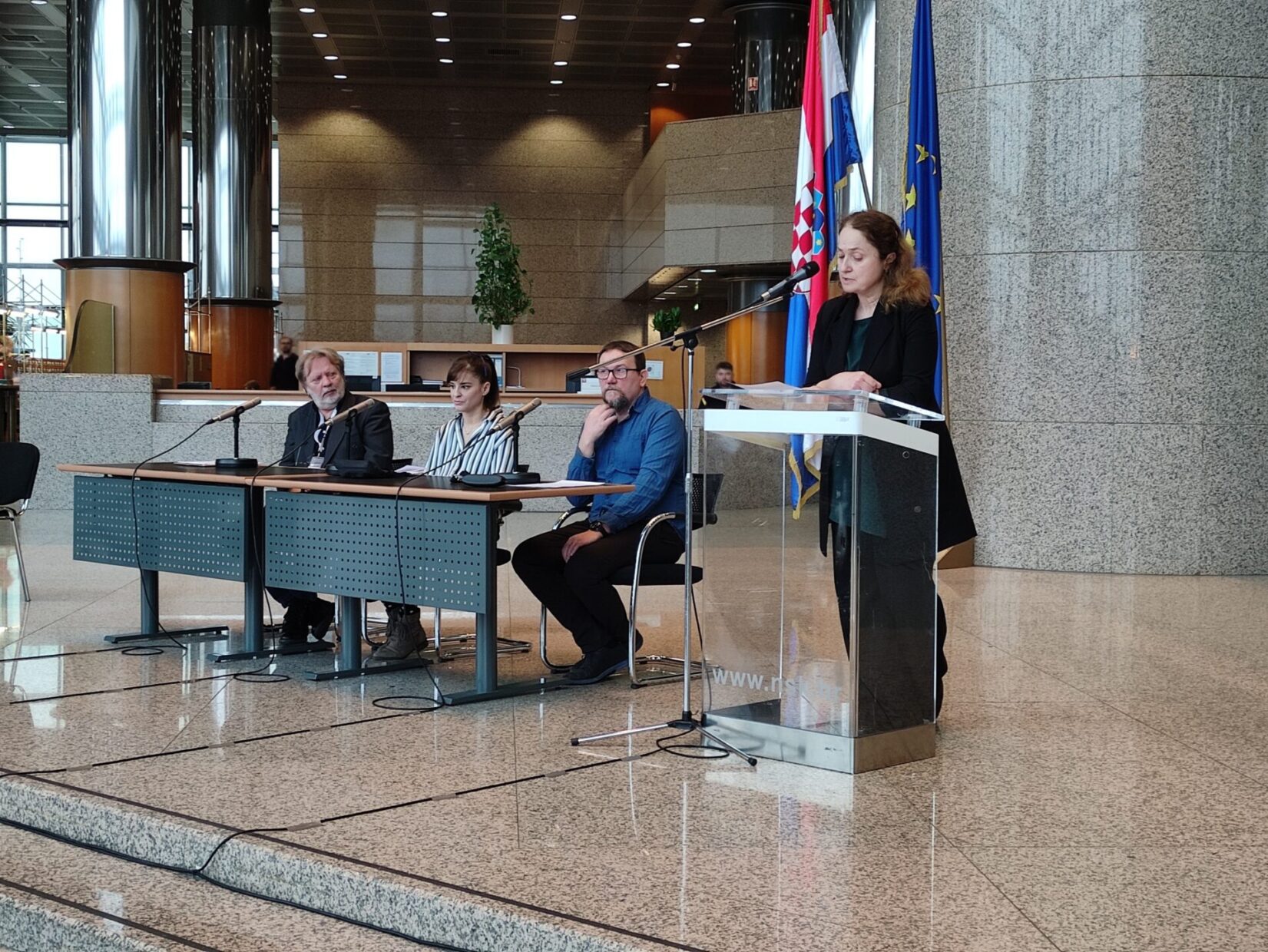 Koordinatorica Zbirke rukopisa i starih knjiga NSK dr. sc. Irena Galić Bešker