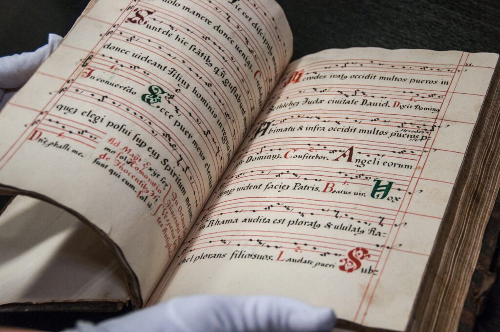 Pavlinski rukopisni kodeks iz 18. stoljeća Antiphonarium Romanum