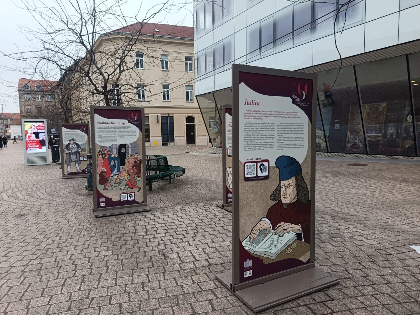 Marko Marulić i Split – zajedničkih 500 godina Izložba Marko Marulić i Split – zajedničkih 500 godina na Europskom trgu