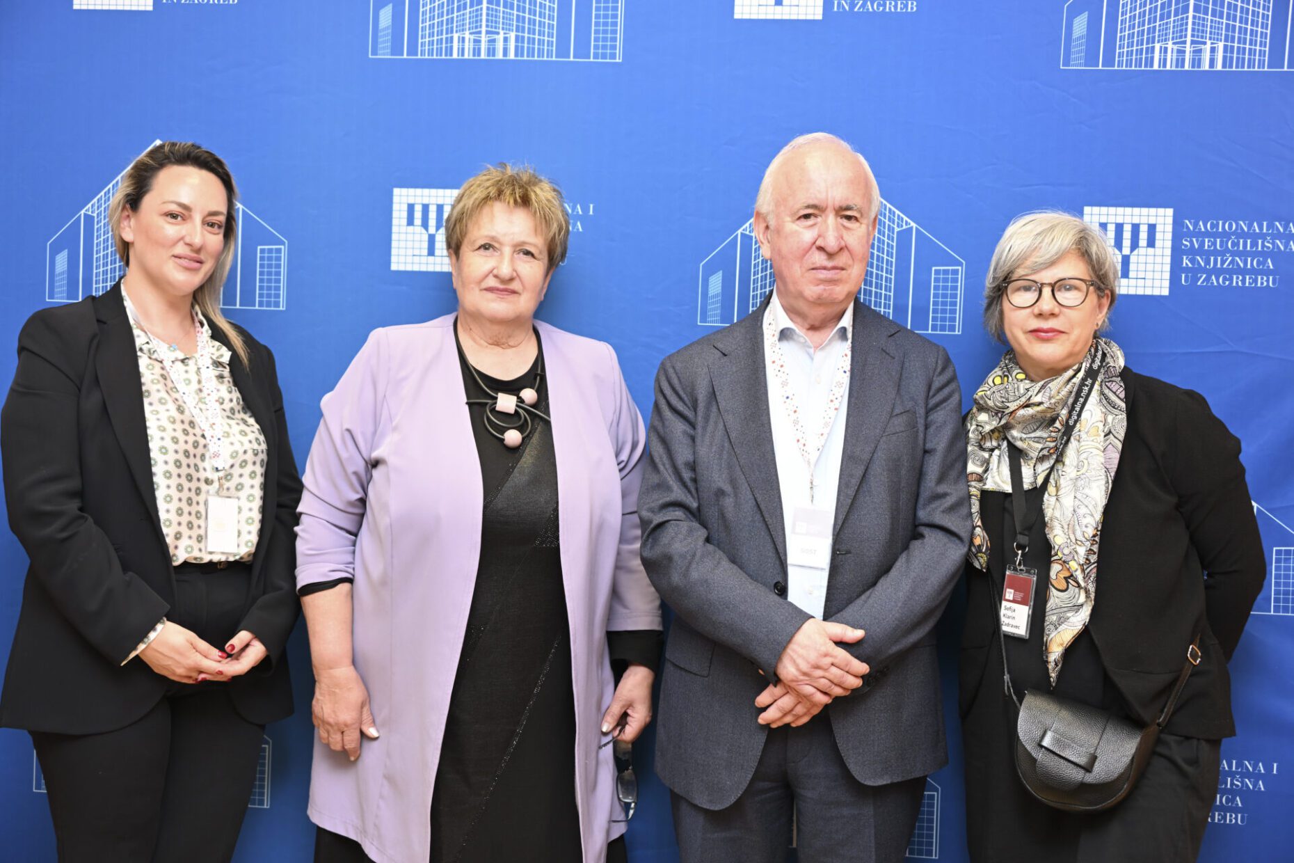 Zamjenica ravnatelja Nacionalne knjižnice Albanije Majlinda Bami, glavna ravnateljica NSK prof. dr. sc. Ivanka Stričević, ravnatelj Nacionalne knjižnice Albanije Piro Misha i pomoćnica glavne ravnateljice za djelatnost nacionalne knjižnice Republike Hrvatske dr. sc. Sofija Klarin Zadravec.