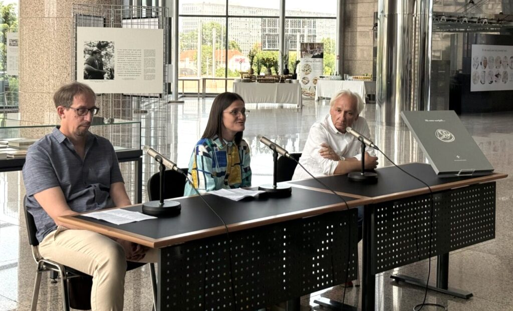 Senior Research Associate at the Ruđer Bošković Institute Dr Nikola Biliškov, Adviser at the Croatian History Museum Ana Filep and visual artist Svjetlan Junaković.