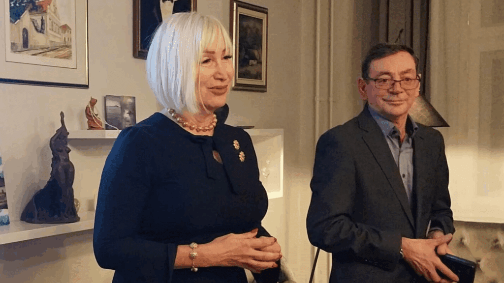 Dr Marijana Borić and Director of the August Šenoa Croatian community club in Pécs Mišo Šarošac.