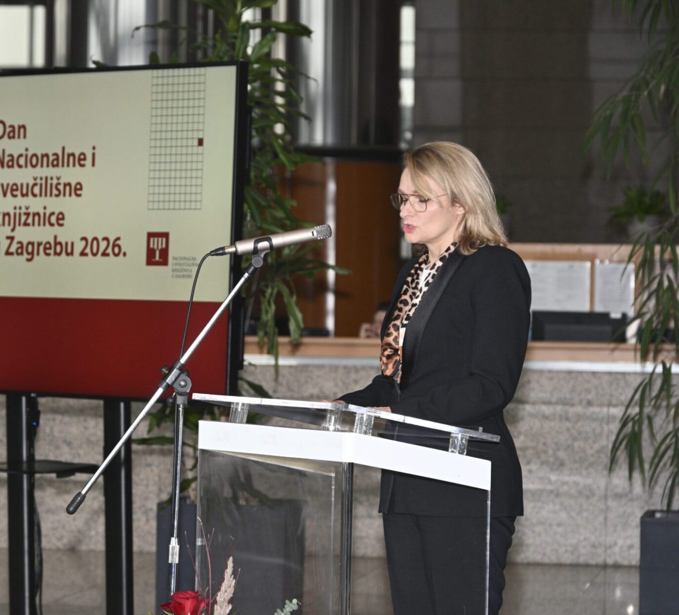 Izaslanica ministrice kulture i medija dr. sc. Nine Obuljen Koržinek, mr. sc. Anuška Deranja Crnokić, ravnateljica Uprave za arhive, knjižnice i muzeje